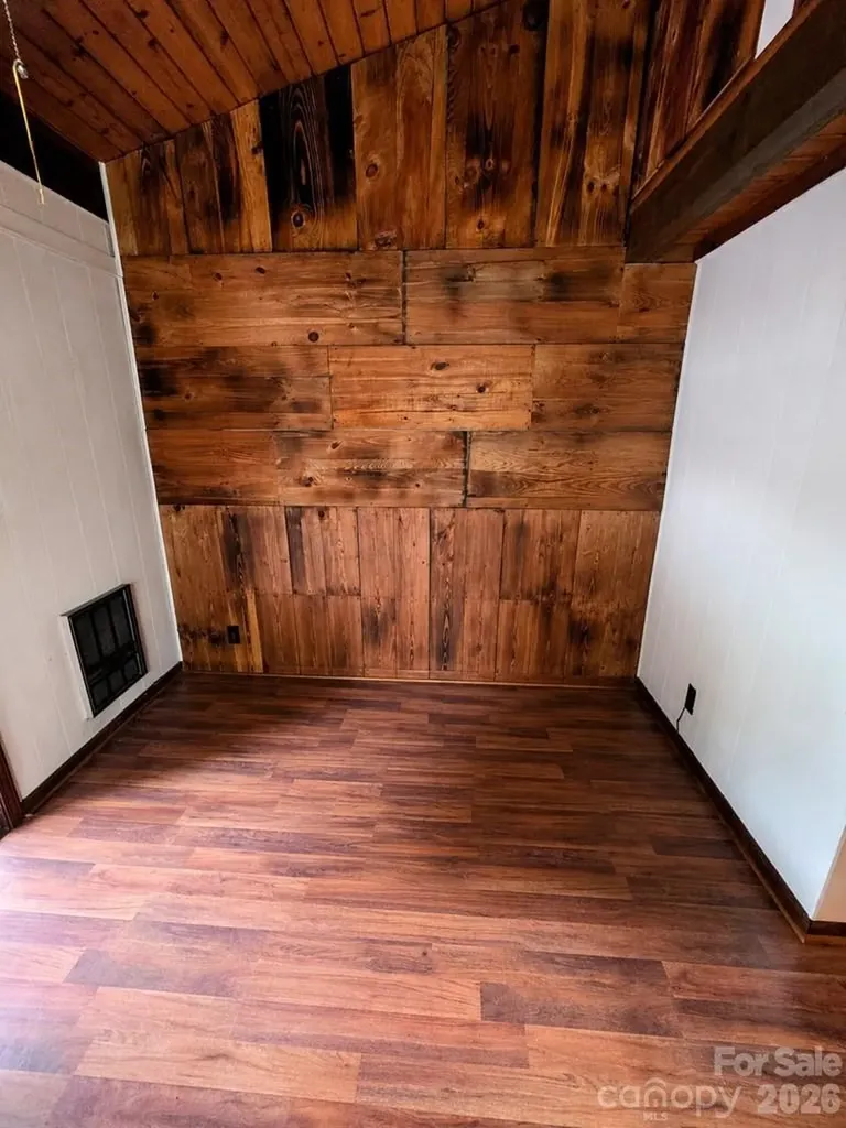145 Hawks Nest Lane Highlands NC 28741