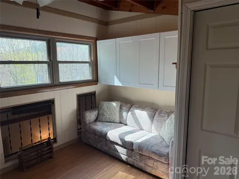 125 Hawks Nest Lane Highlands NC 28741