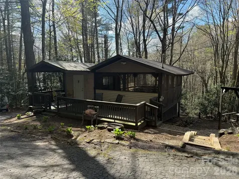 125 Hawks Nest Lane Highlands NC 28741