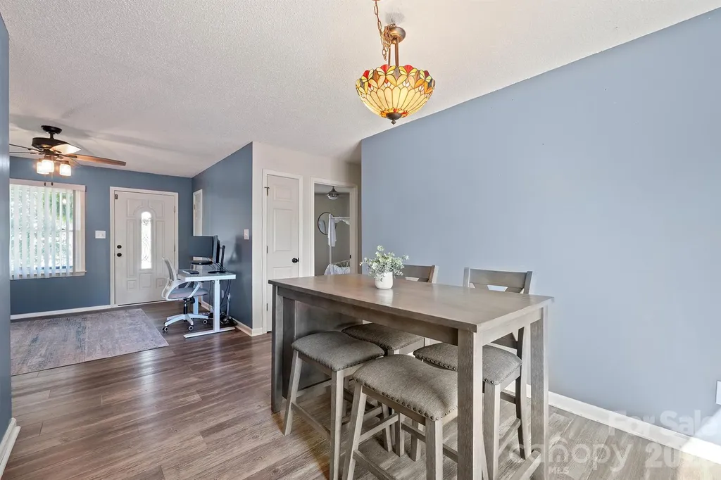 2384 Country Hollow Road Conover NC 28613
