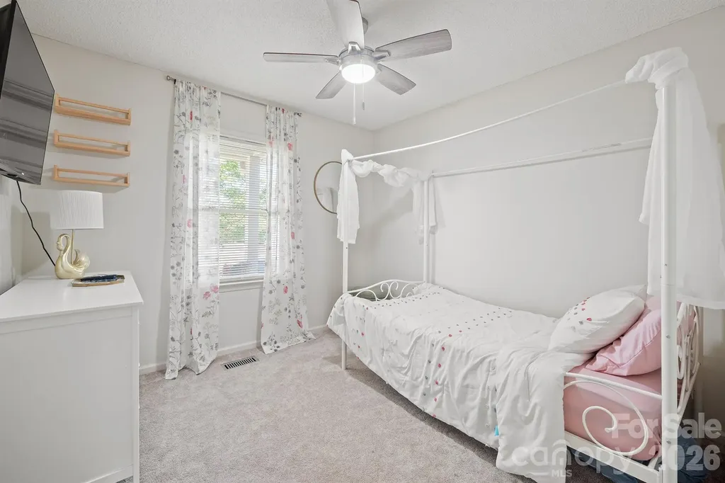 2384 Country Hollow Road Conover NC 28613