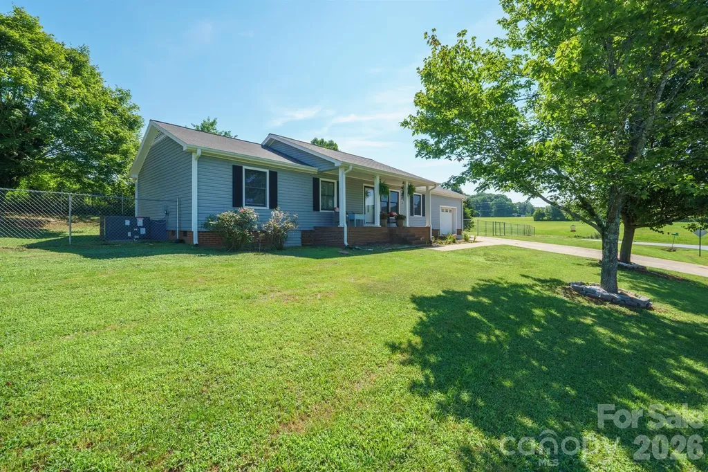 2384 Country Hollow Road Conover NC 28613