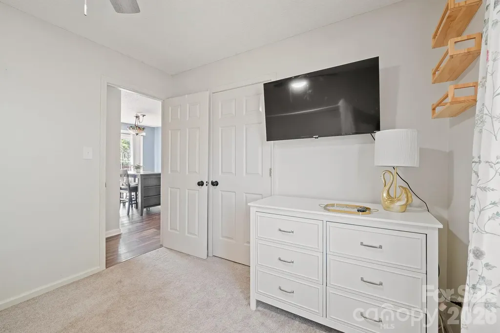 2384 Country Hollow Road Conover NC 28613