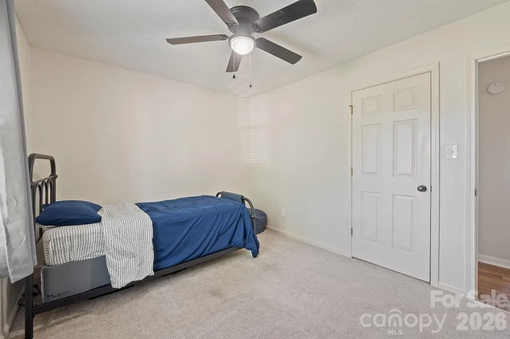 2384 Country Hollow Road Conover NC 28613