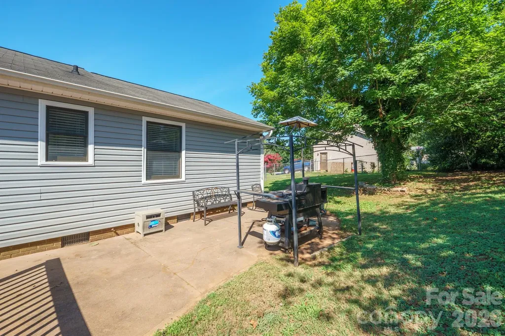 2384 Country Hollow Road Conover NC 28613