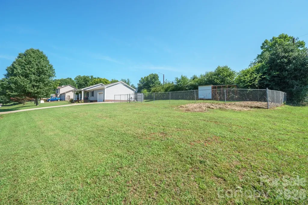 2384 Country Hollow Road Conover NC 28613