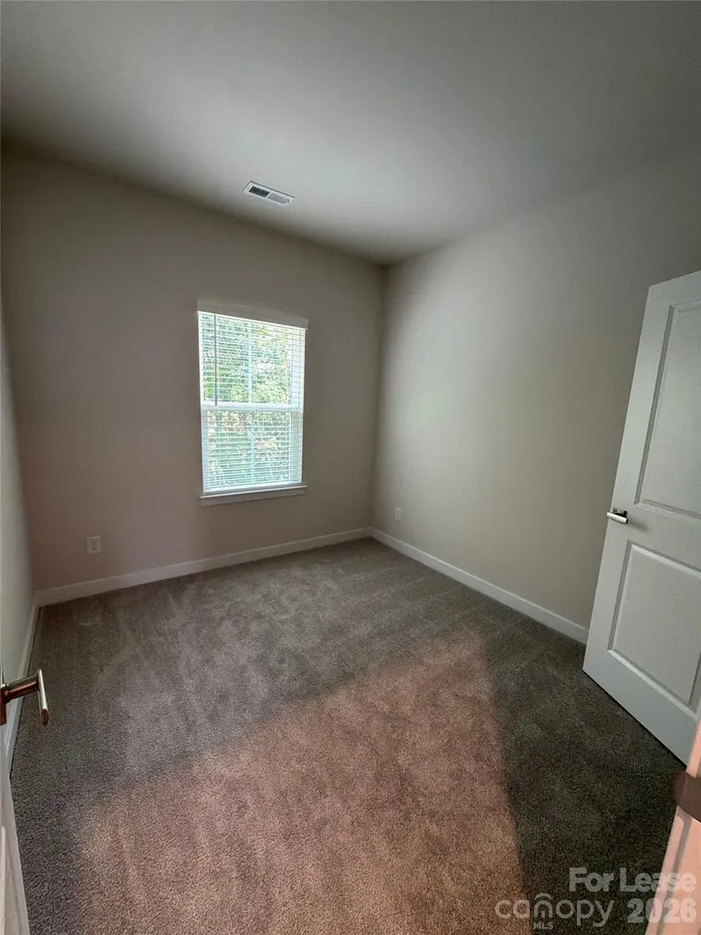 4136 Auburn Oak Lane Charlotte NC 28208