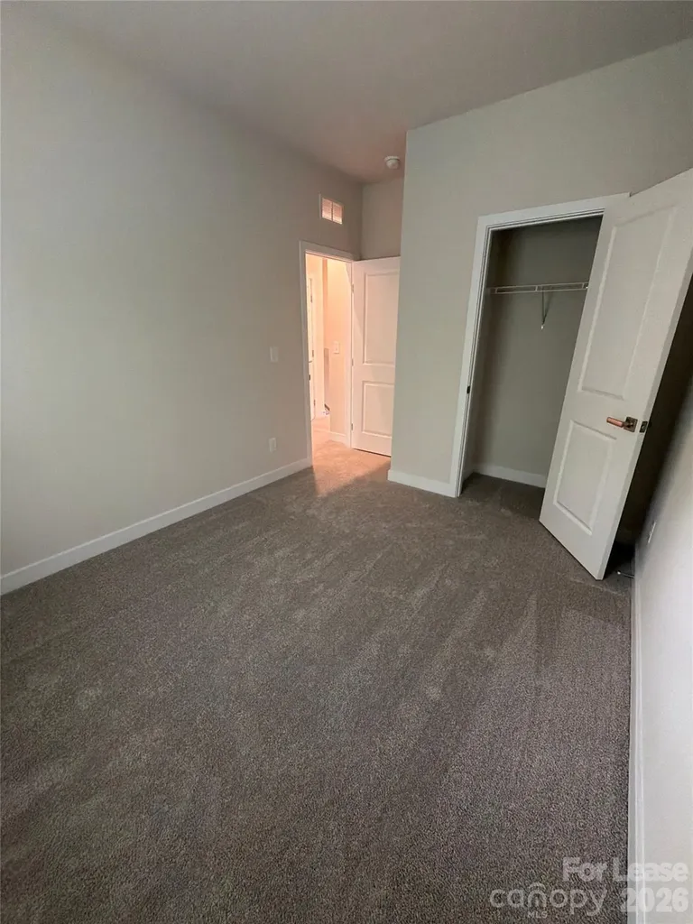 4136 Auburn Oak Lane Charlotte NC 28208