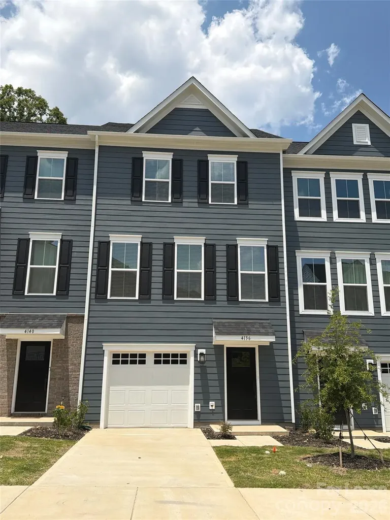 4136 Auburn Oak Lane Charlotte NC 28208