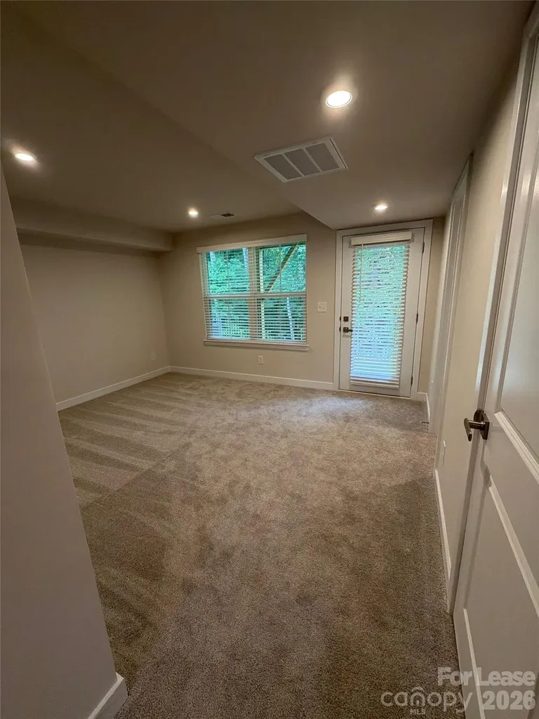 4136 Auburn Oak Lane Charlotte NC 28208