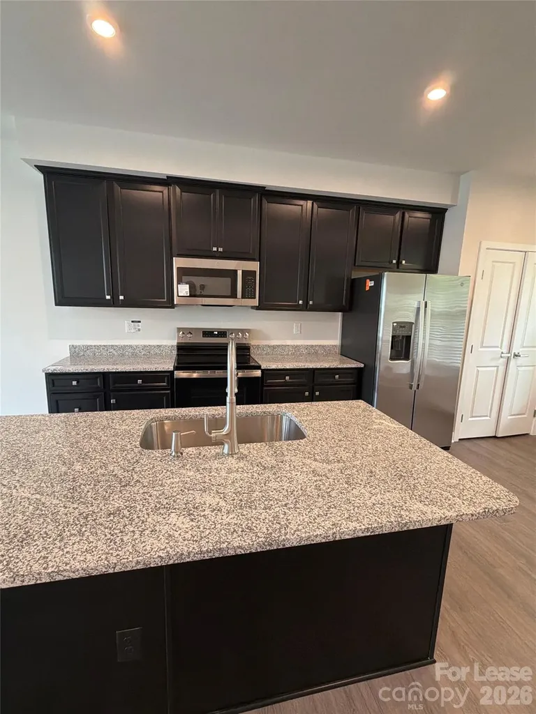 4136 Auburn Oak Lane Charlotte NC 28208
