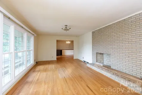 410 Ole Simpson Place Catawba SC 29704