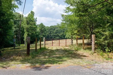 410 Ole Simpson Place Catawba SC 29704
