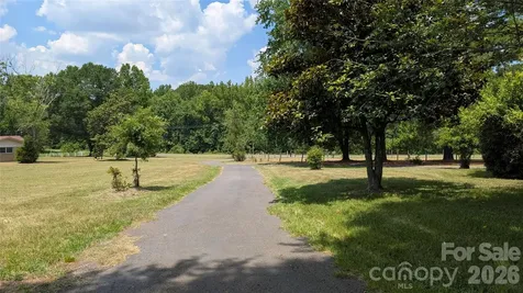 410 Ole Simpson Place Catawba SC 29704