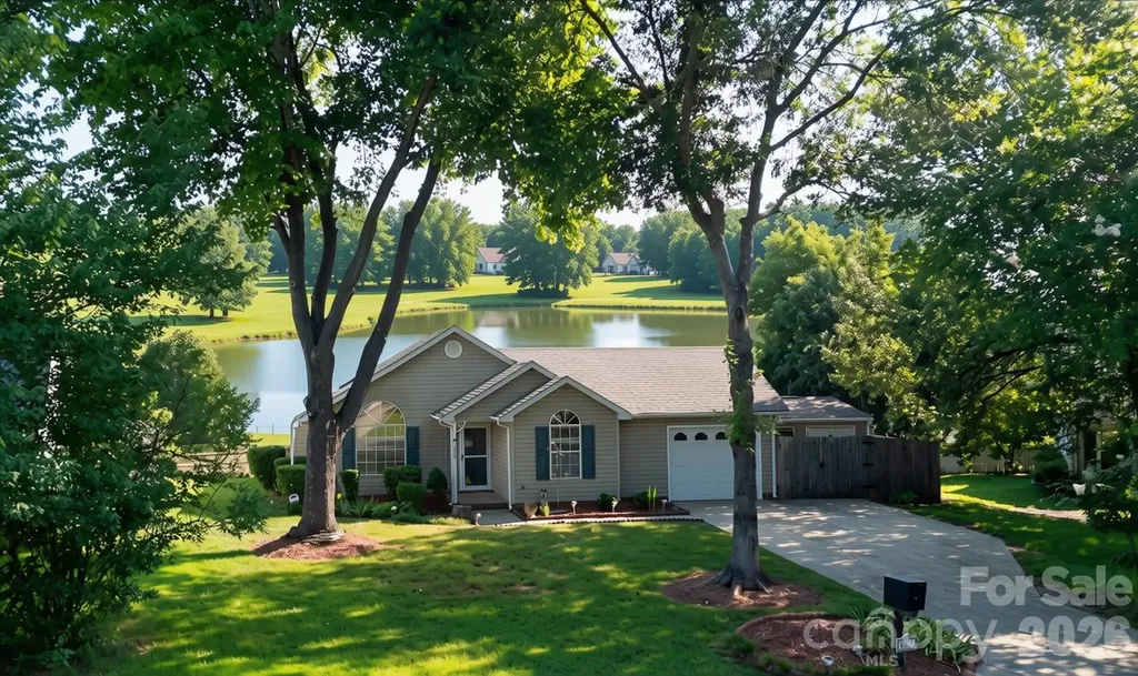 6323 Martin Lake Road Charlotte NC 28227
