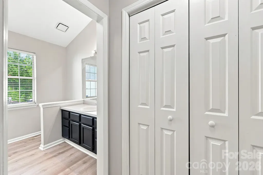 6323 Martin Lake Road Charlotte NC 28227