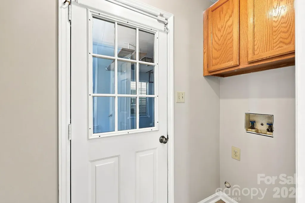 6323 Martin Lake Road Charlotte NC 28227