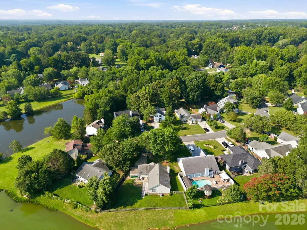 6323 Martin Lake Road Charlotte NC 28227