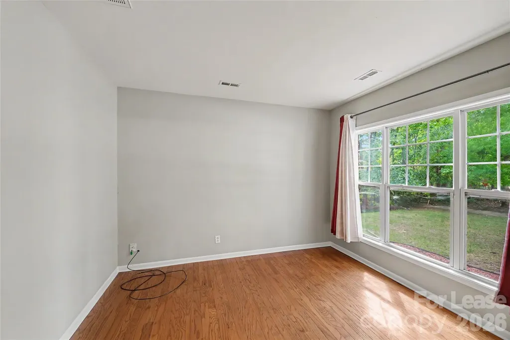 3111 Gloxinia Road Charlotte NC 28215