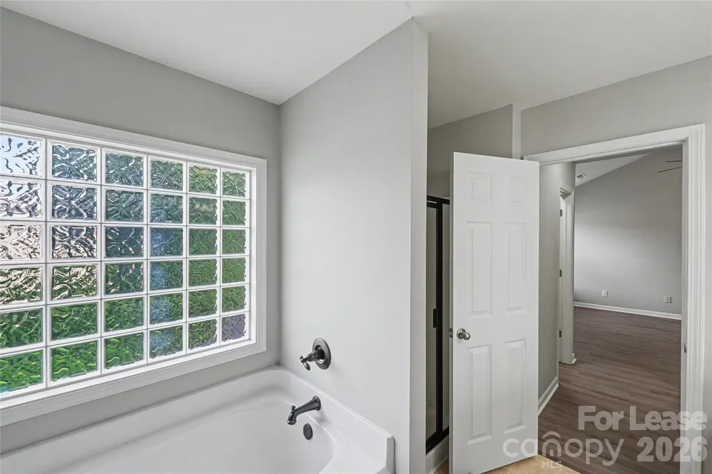 3111 Gloxinia Road Charlotte NC 28215