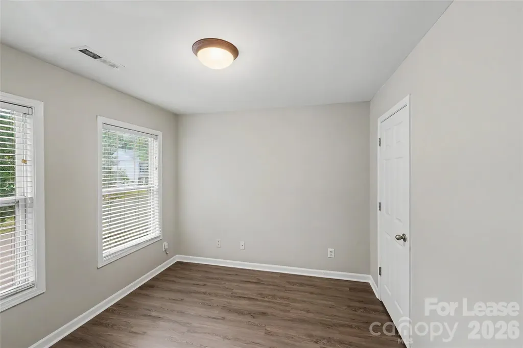3111 Gloxinia Road Charlotte NC 28215