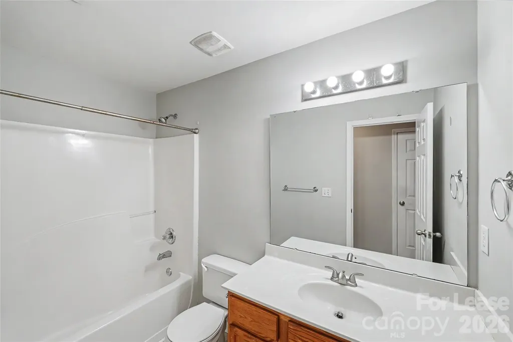 3111 Gloxinia Road Charlotte NC 28215