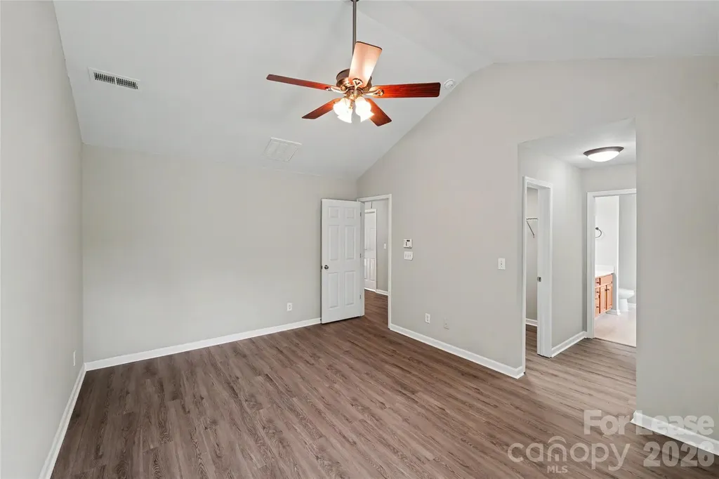 3111 Gloxinia Road Charlotte NC 28215