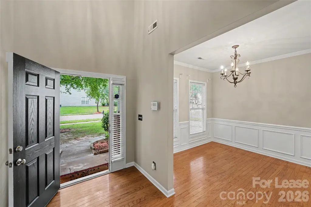 3111 Gloxinia Road Charlotte NC 28215