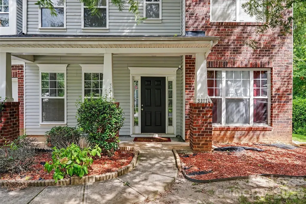 3111 Gloxinia Road Charlotte NC 28215