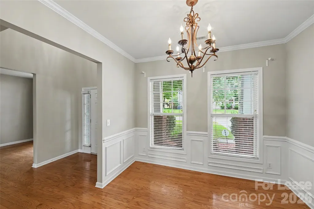 3111 Gloxinia Road Charlotte NC 28215