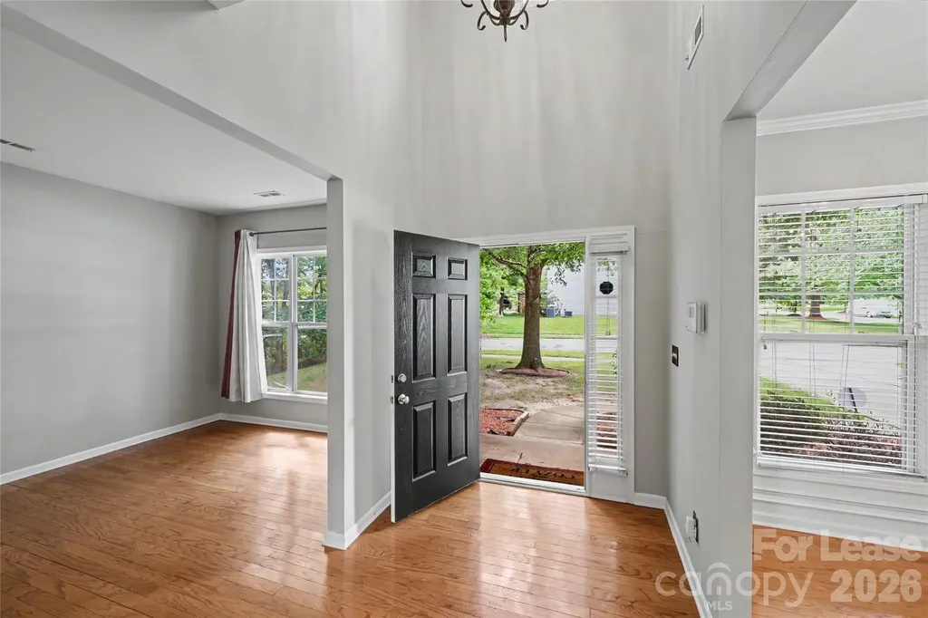 3111 Gloxinia Road Charlotte NC 28215