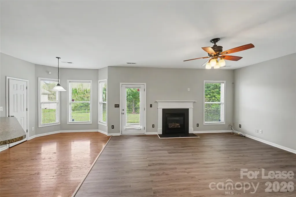 3111 Gloxinia Road Charlotte NC 28215
