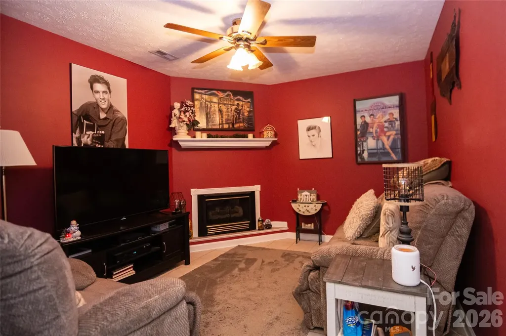 202 Raintree Lane Morganton NC 28655