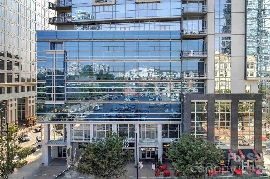333 W Trade Street Charlotte NC 28202