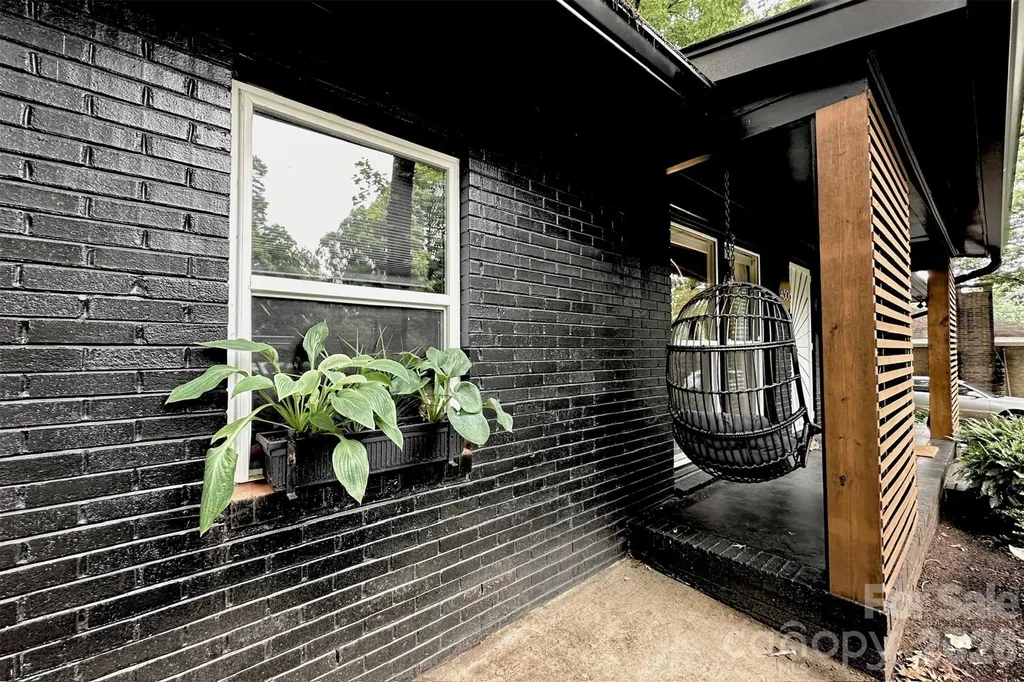4508 Ivanhoe Place Charlotte NC 28205