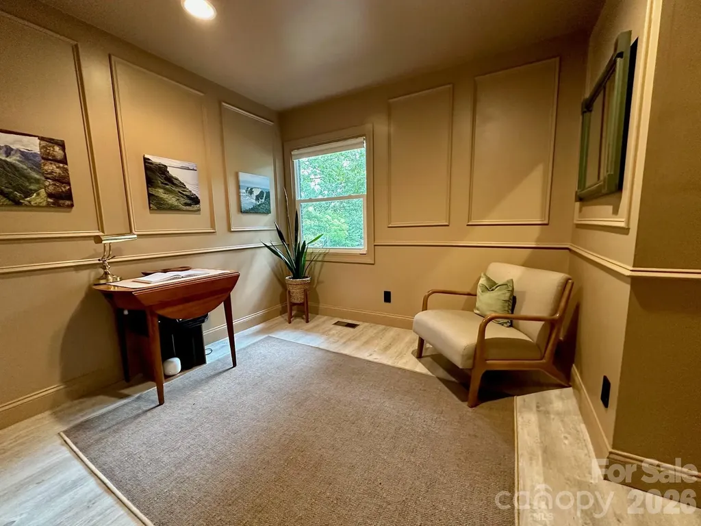 4508 Ivanhoe Place Charlotte NC 28205