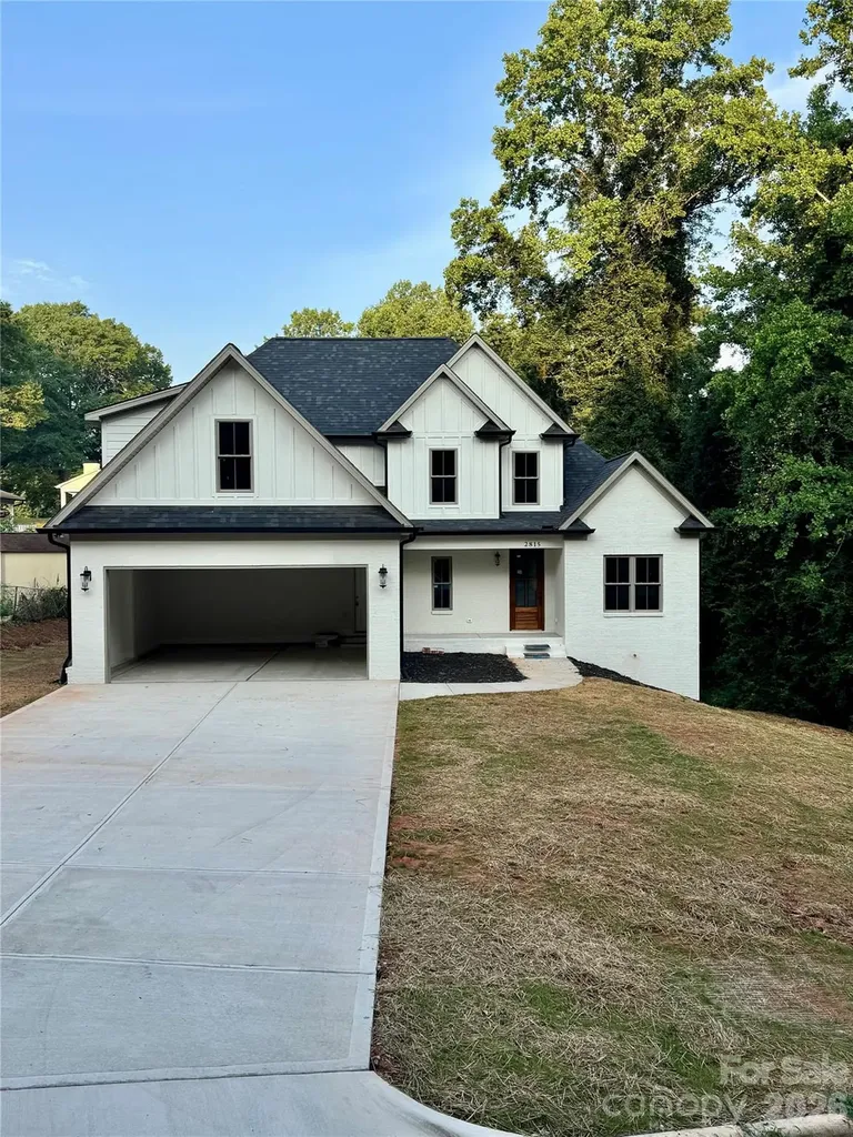 2815 1st Street NW Hickory NC 28601