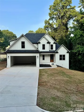 2815 1st Street NW Hickory NC 28601