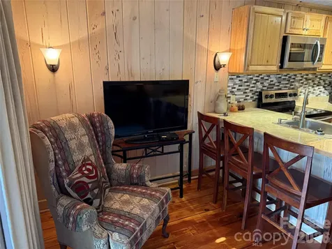 145 Hawks Nest Lane Highlands NC 28741