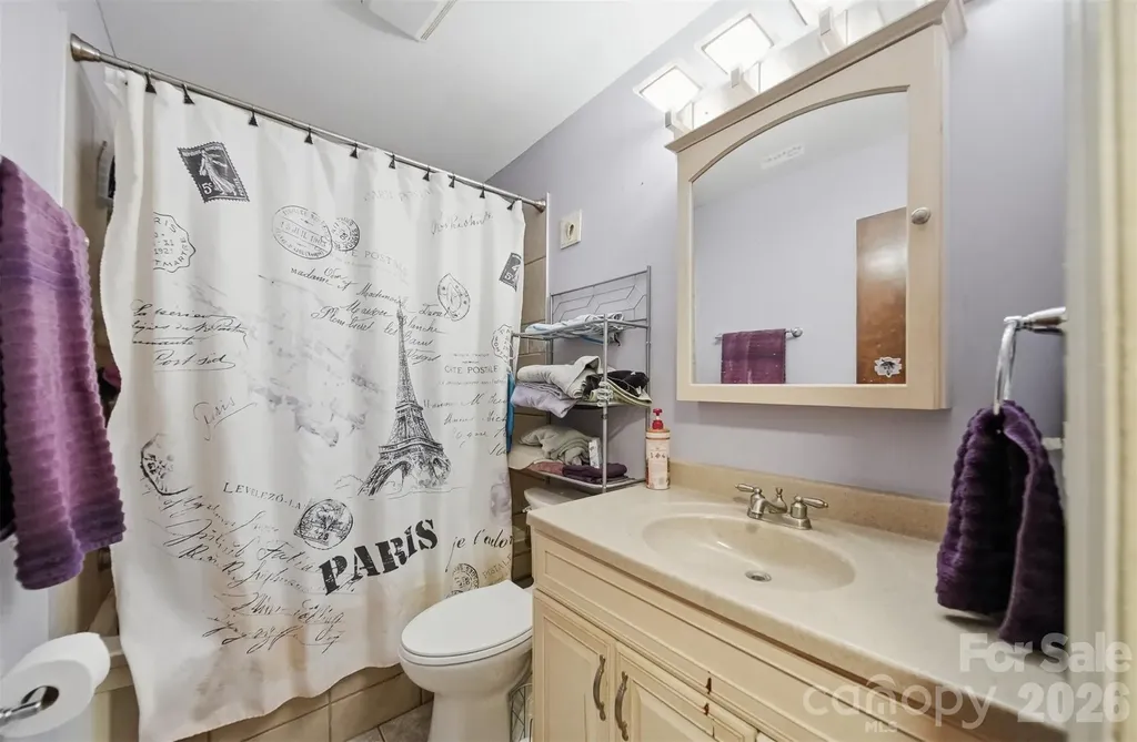1924 Braswell Place Lenoir NC 28645
