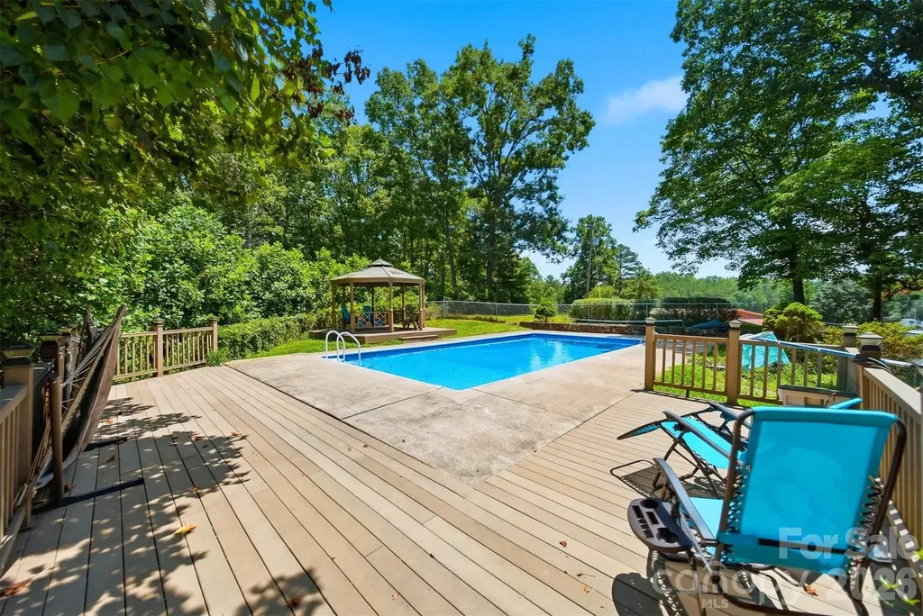 1924 Braswell Place Lenoir NC 28645