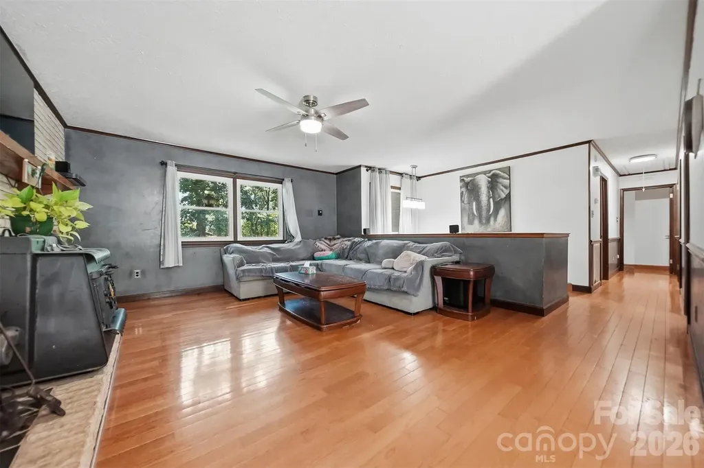 1924 Braswell Place Lenoir NC 28645