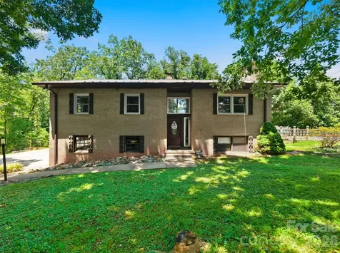 1924 Braswell Place Lenoir NC 28645