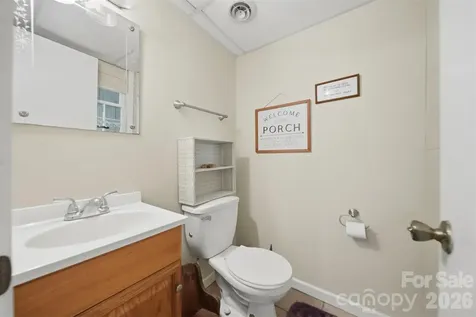 1924 Braswell Place Lenoir NC 28645