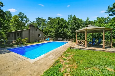 1924 Braswell Place Lenoir NC 28645