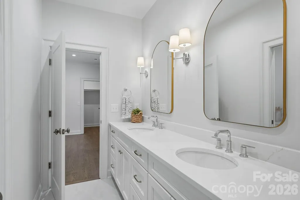 444 Hunter Lane Charlotte NC 28211