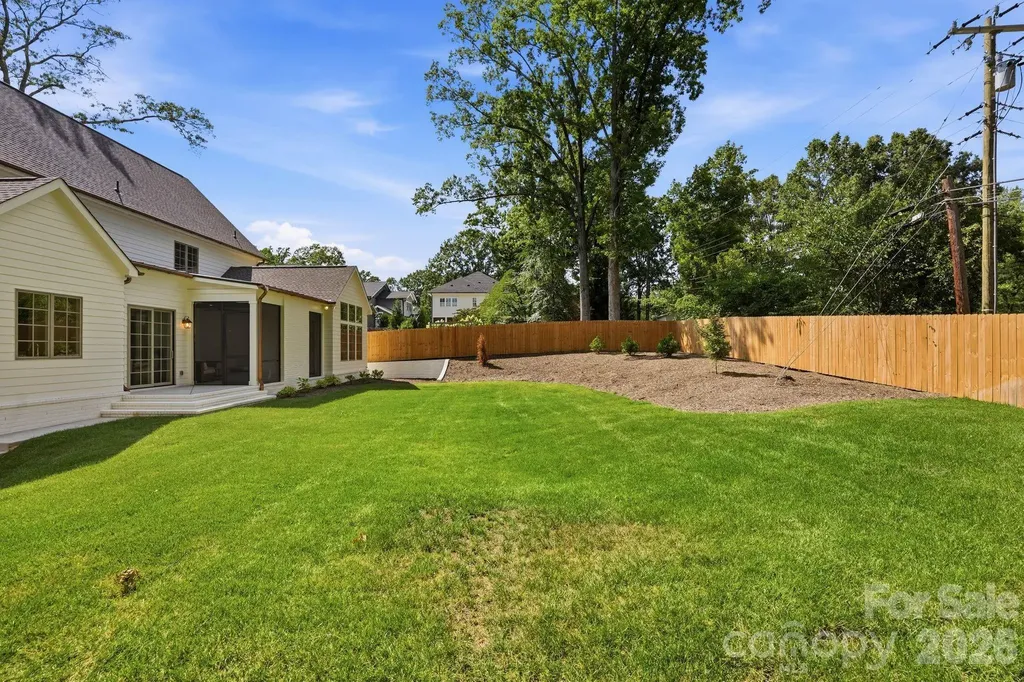444 Hunter Lane Charlotte NC 28211