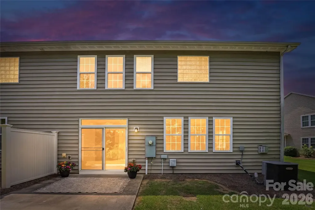 6823 Maricopa Road Charlotte NC 28277