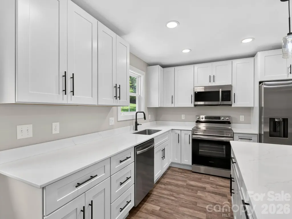 22 Roberts Drive Candler NC 28715