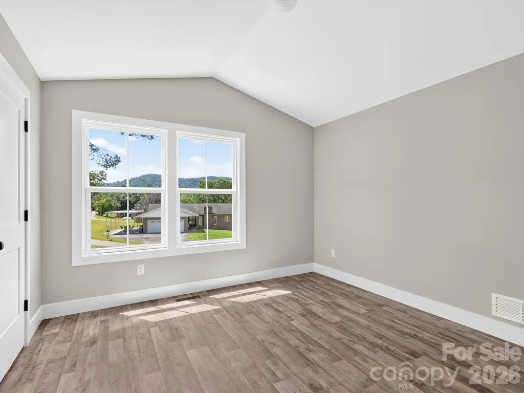 22 Roberts Drive Candler NC 28715